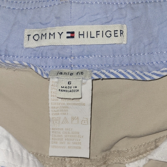 Tommy Hilfiger Beige Shorts 6 - Picture 3 of 5